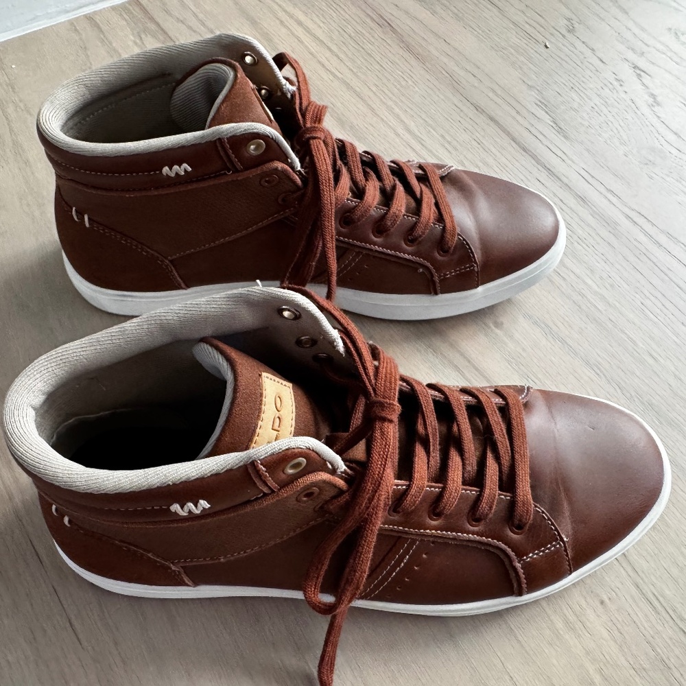 Aldo Men's Leather High Top Brown Leather shoes